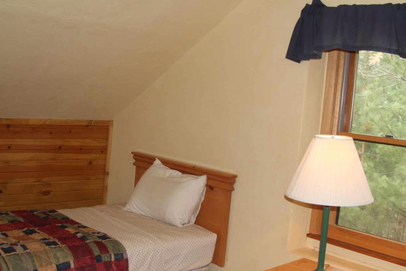 Bayview Resort Sunset Lookout Cabin 6 Saint Germain Экстерьер фото