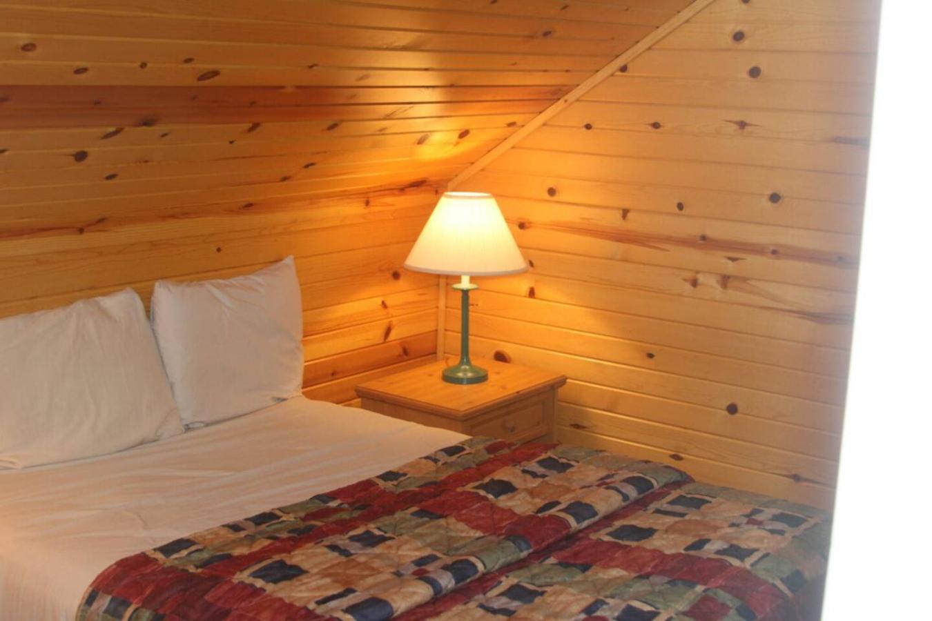 Bayview Resort Sunset Lookout Cabin 6 Saint Germain Экстерьер фото